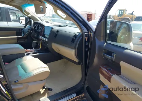 2010 Toyota Sequoia Sr5 4.6L V8 from USA, damaged, VIN 5TDZM5G14AS001495